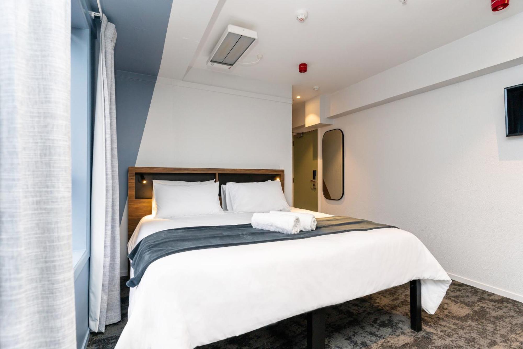 Albergue Haka House Wellington Exterior foto A room at the hotel